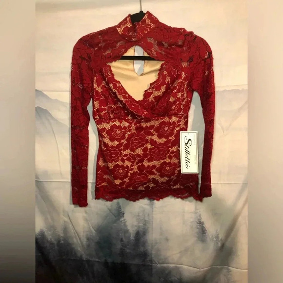 Stilettos Long sleeve Red Illusion Top NWT - Picture 1 of 12